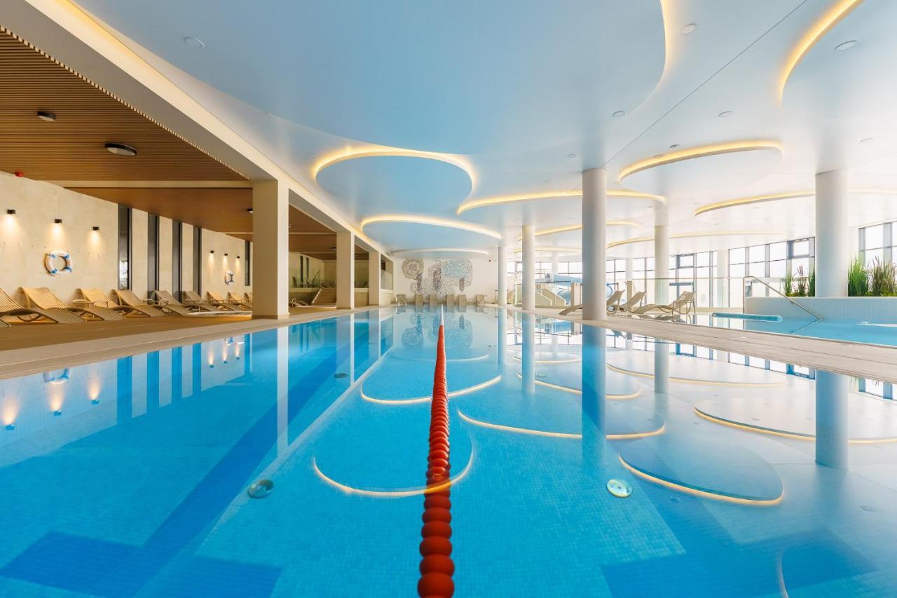 Polanki Aqua Apartamenty Nielimitowany Dostep Do Basenow Parking Free Kolobrzeg Exterior photo
