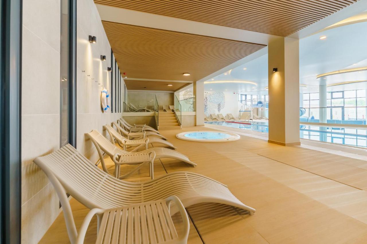 Polanki Aqua Apartamenty Nielimitowany Dostep Do Basenow Parking Free Kolobrzeg Exterior photo