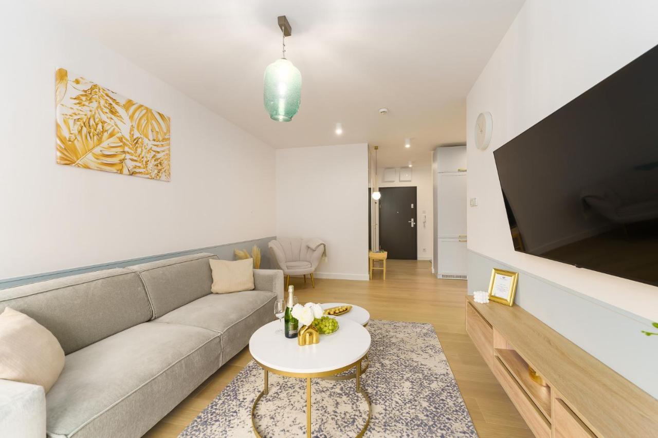 Polanki Aqua Apartamenty Nielimitowany Dostep Do Basenow Parking Free Kolobrzeg Exterior photo