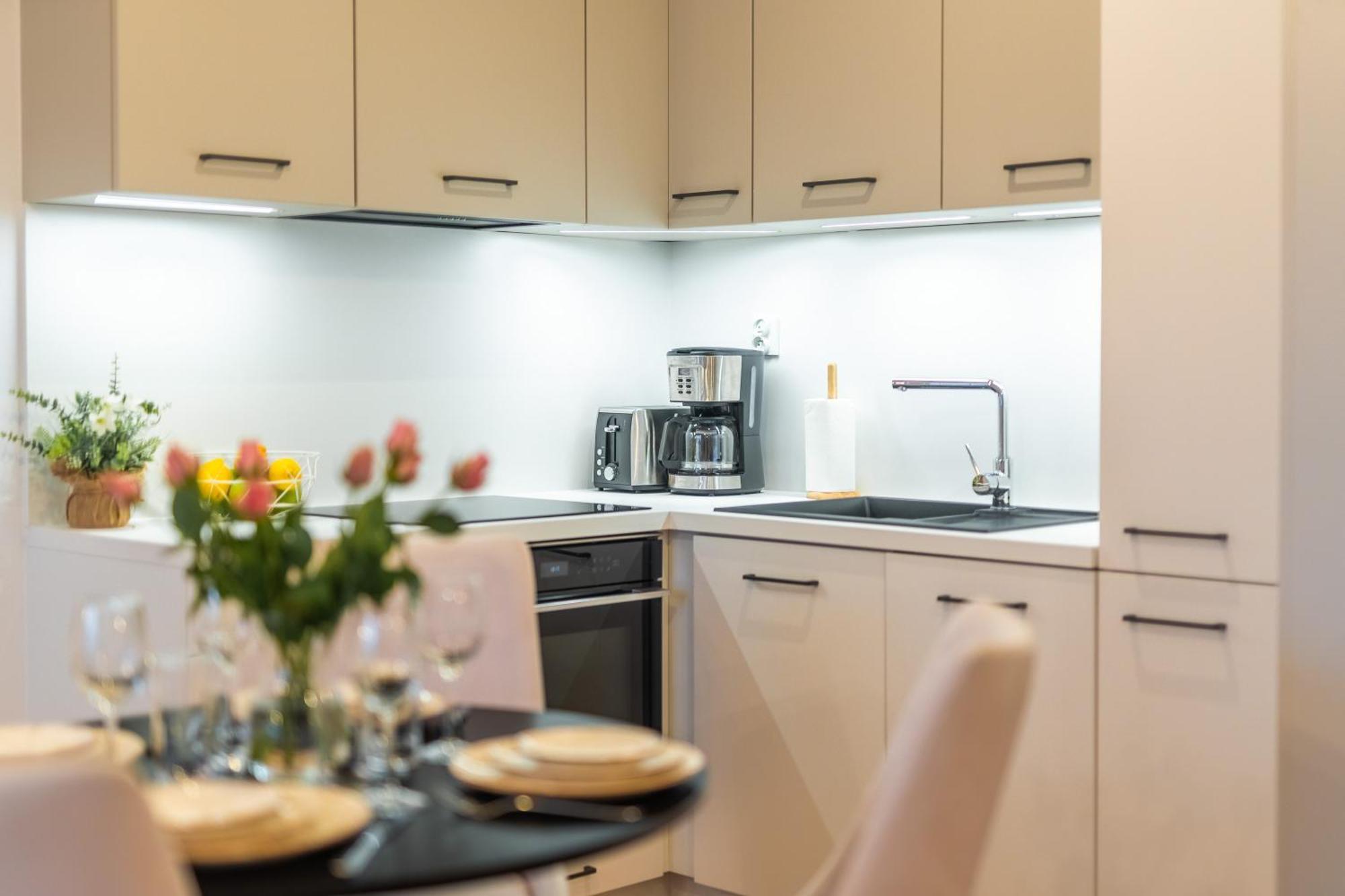 Polanki Aqua Apartamenty Nielimitowany Dostep Do Basenow Parking Free Kolobrzeg Exterior photo